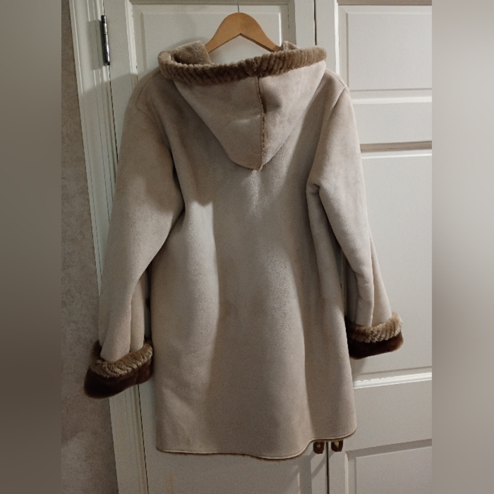 St. John's Bay Cream Teddy Jacket with Hood.Pit To Pit 23". Length 33".NewNo Tag - Picture 5 of 11
